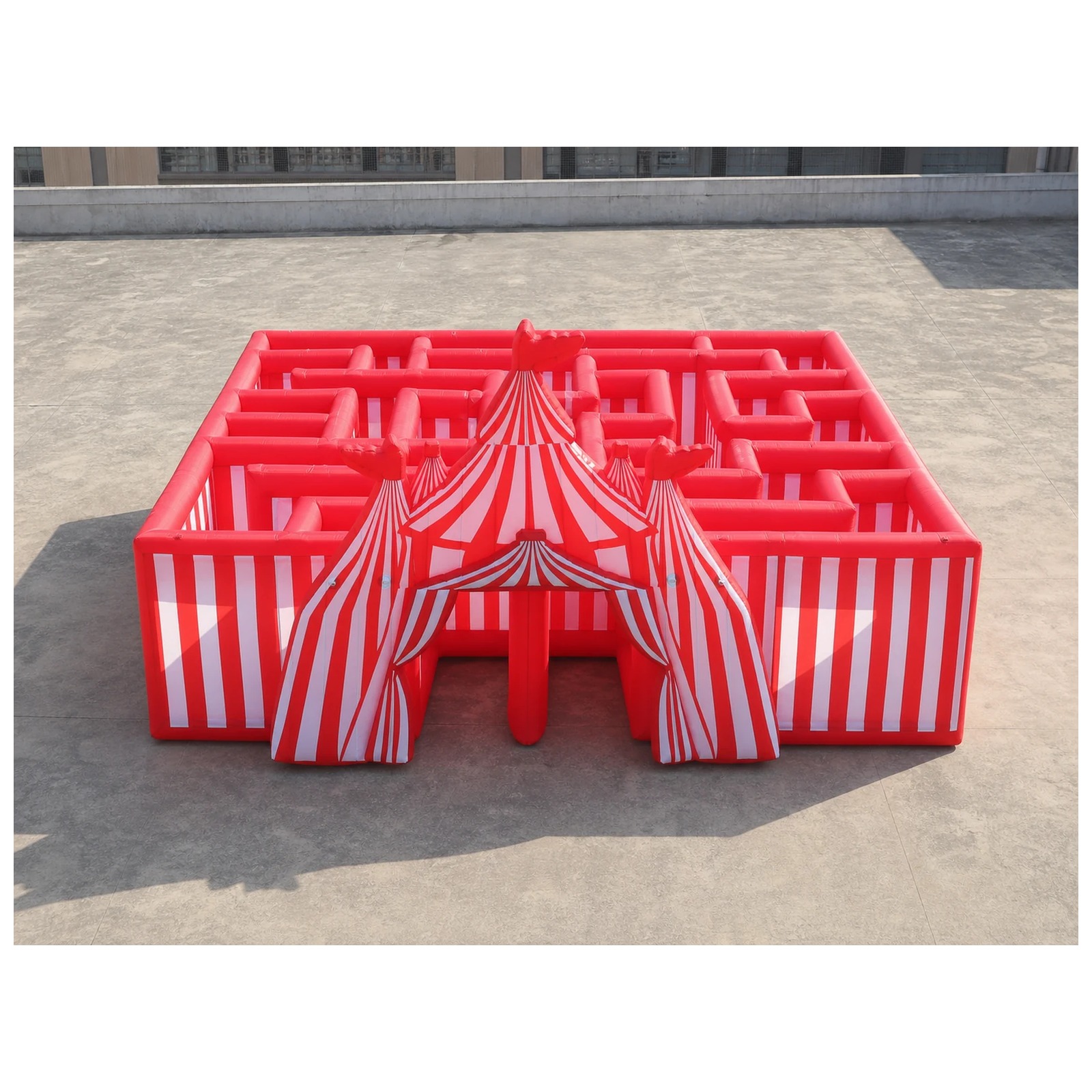 Large Red White Circus Inflata - Kids Outdoor Venues 评论和价格